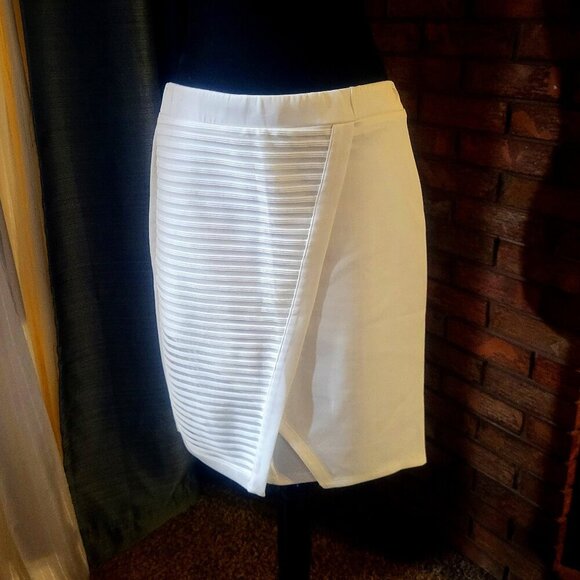a'gaci Dresses & Skirts - A`Gaci White Wrap Diagonal Design & Front Slit Pencil Skirt   - Sz L (Smallish)